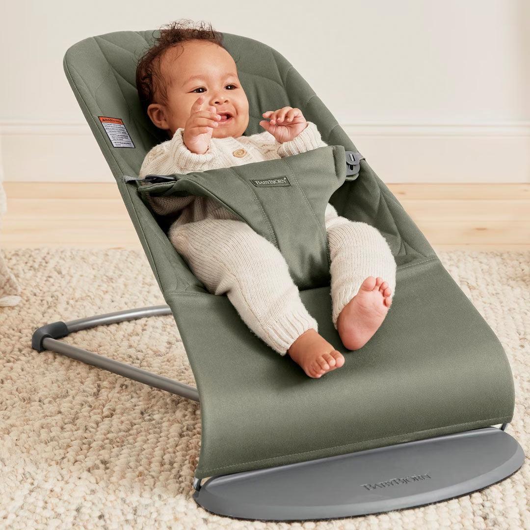 BabyBjörn Bliss Woven Petal Quilt Baby Bouncer - Dark Green - Image 2