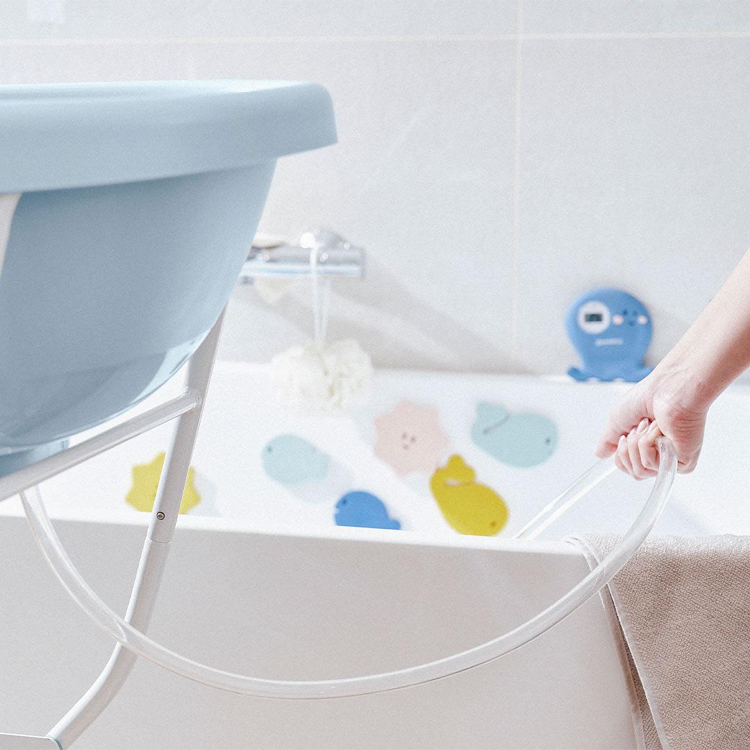 Badabulle Whale Bath Tub Stand & Drain Pipe - Image 3