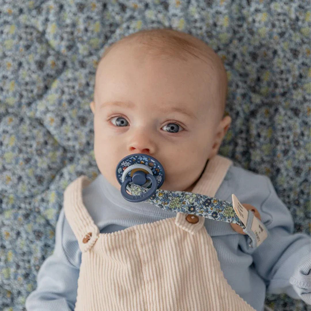 BIBS X LIBERTY Pacifier Clip - Ivory - Eloise - Image 3