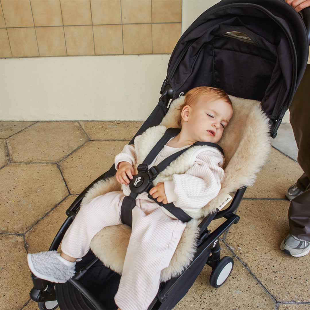 BINIBAMBA Sheepskin Snuggler - Peanut - Image 3