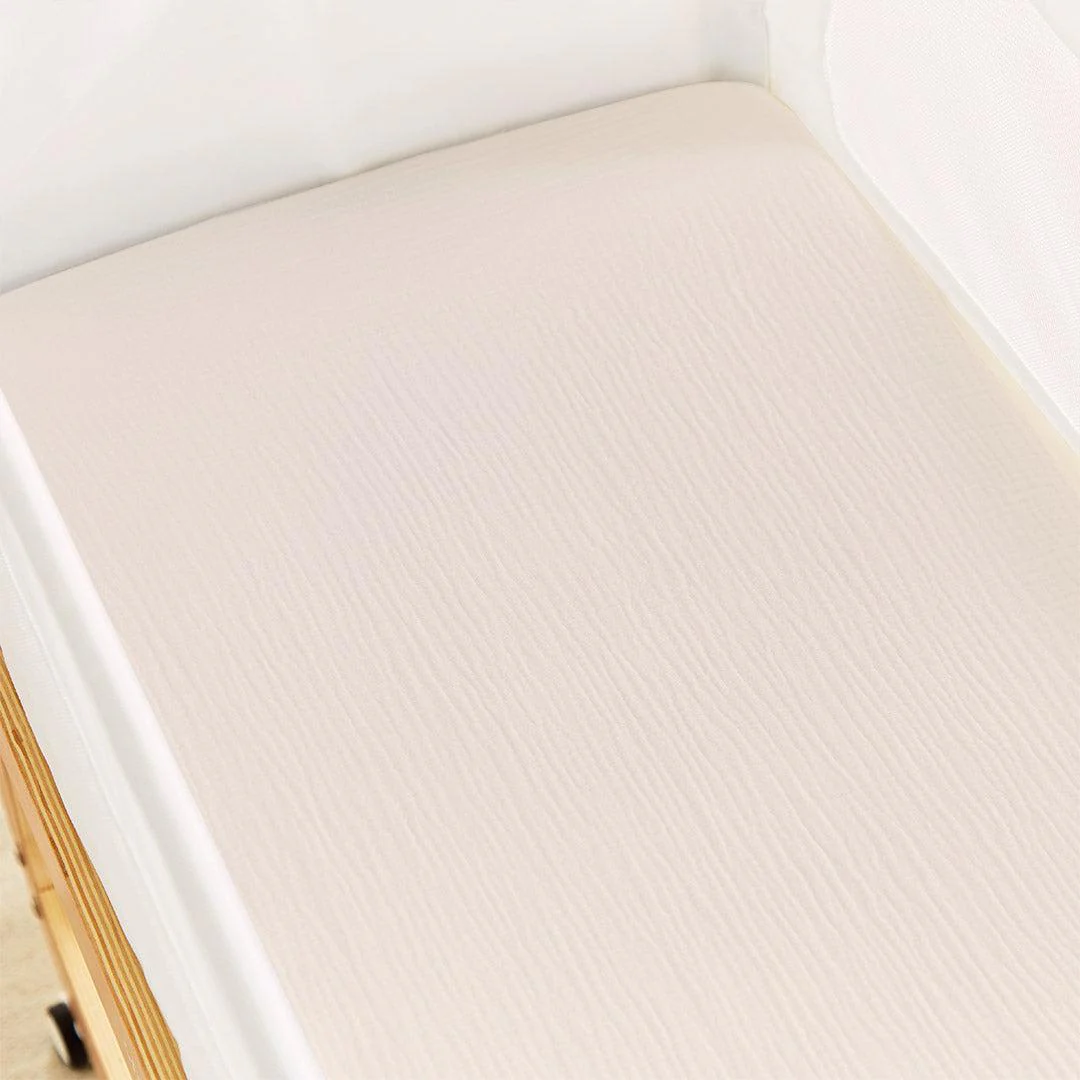 CuddleCo Universal Crib/ Co Sleeper Sheets 2pk - Ditsy Cherry - Image 3