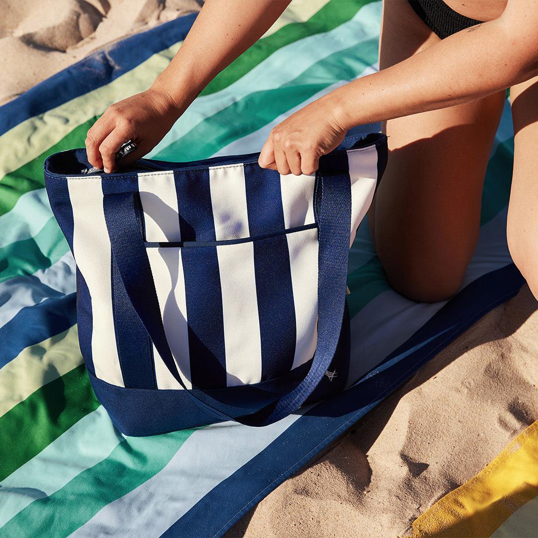 Dock & Bay Cooler Bag - Whitsunday Blue - Image 3
