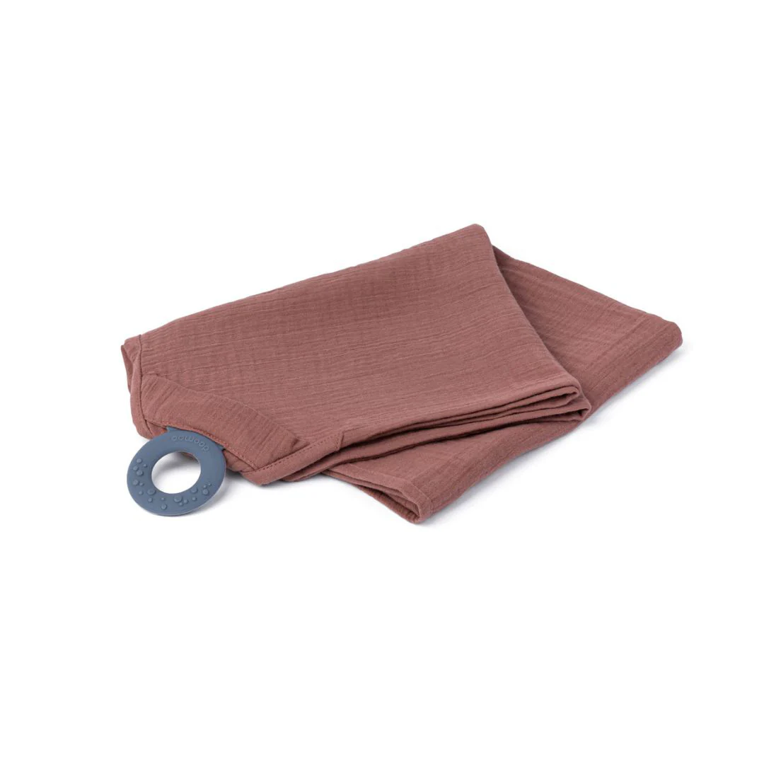 Doomoo Mom N Play Breastfeeding Cape - Brick - Image 3