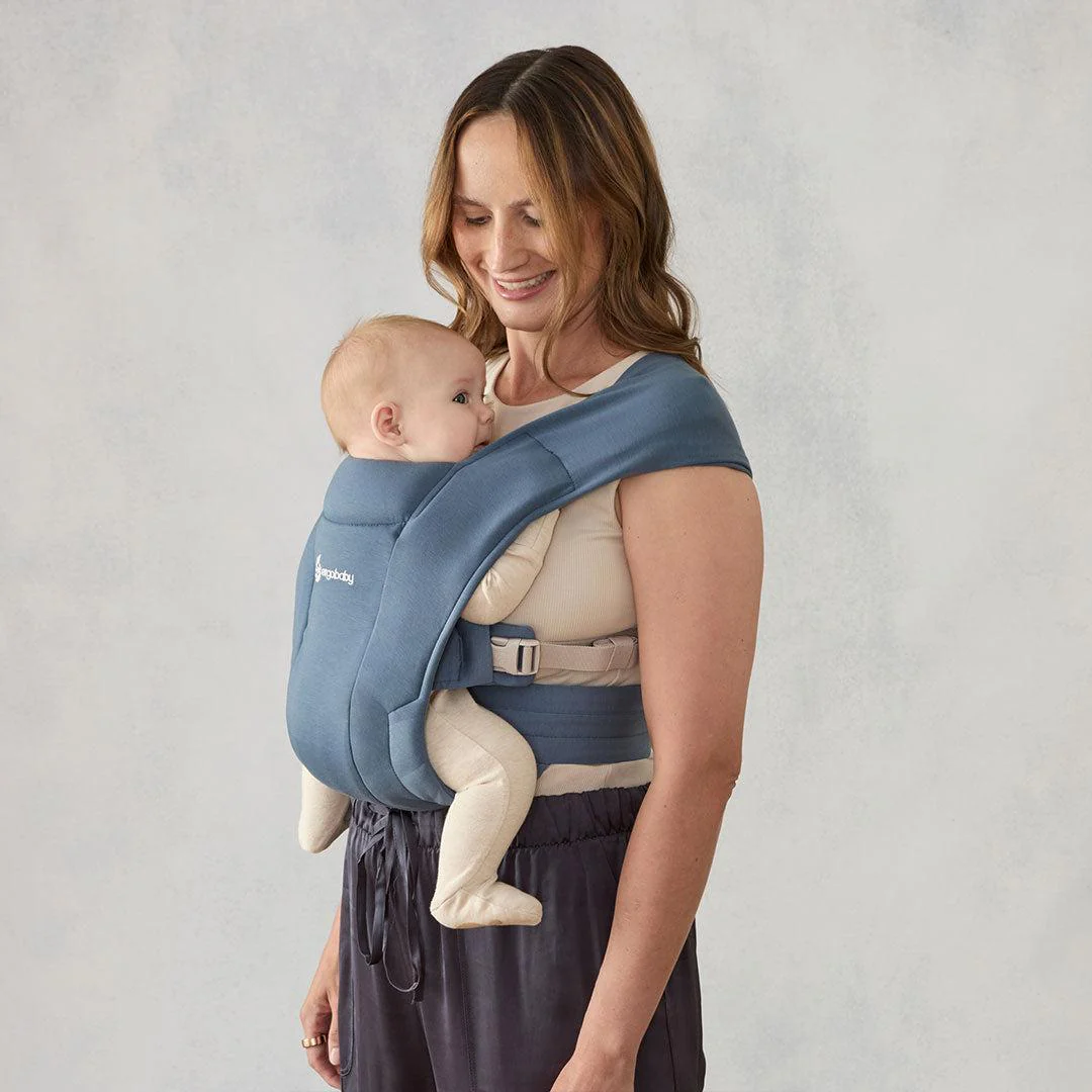 Ergobaby Embrace Carrier - Oxford Blue - Image 10