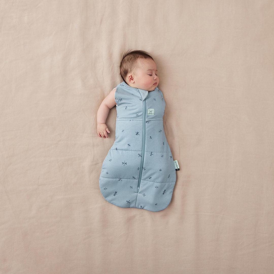 ergoPouch Organic Winter Cocoon Swaddle Sleeping Bag - 2.5 TOG - Blue Dragonflies - Image 6