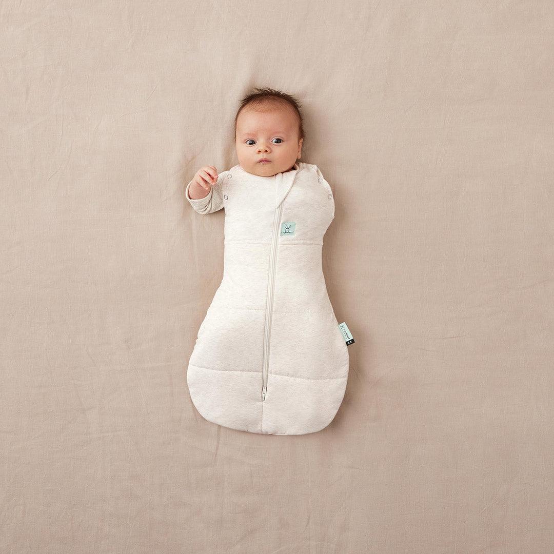 ergoPouch Organic Winter Cocoon Swaddle Sleeping Bag - 2.5 TOG - Oatmeal - Image 6