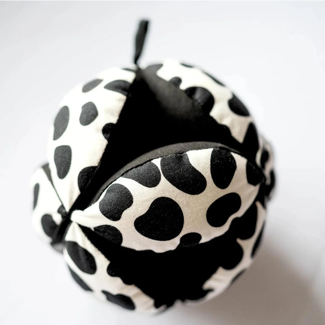 Etta Loves Sensory Grasp Ball - Image 7