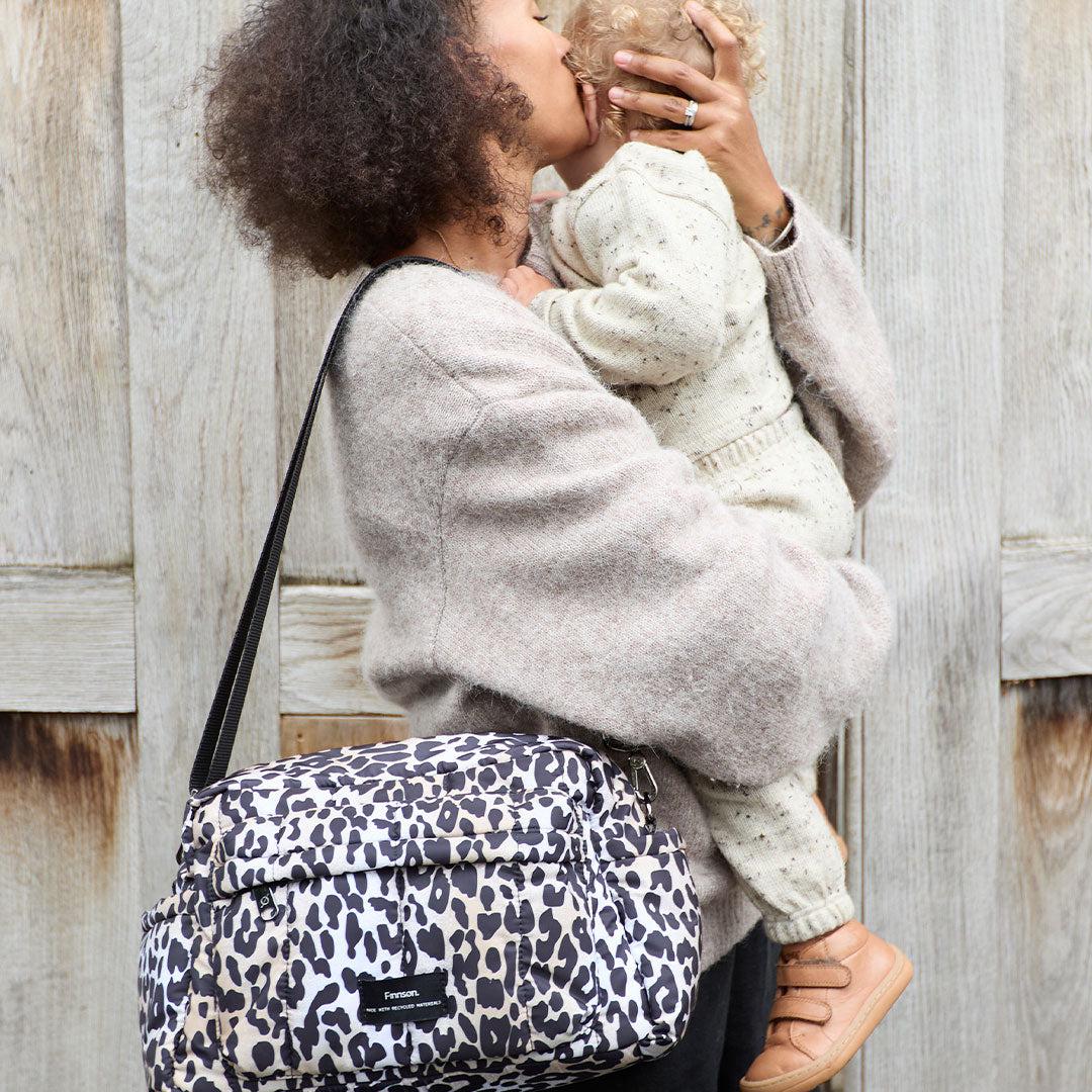 Finnson Freya Eco Compact Changing Bag + Oversized Stroller Organiser - Leopard - Image 4