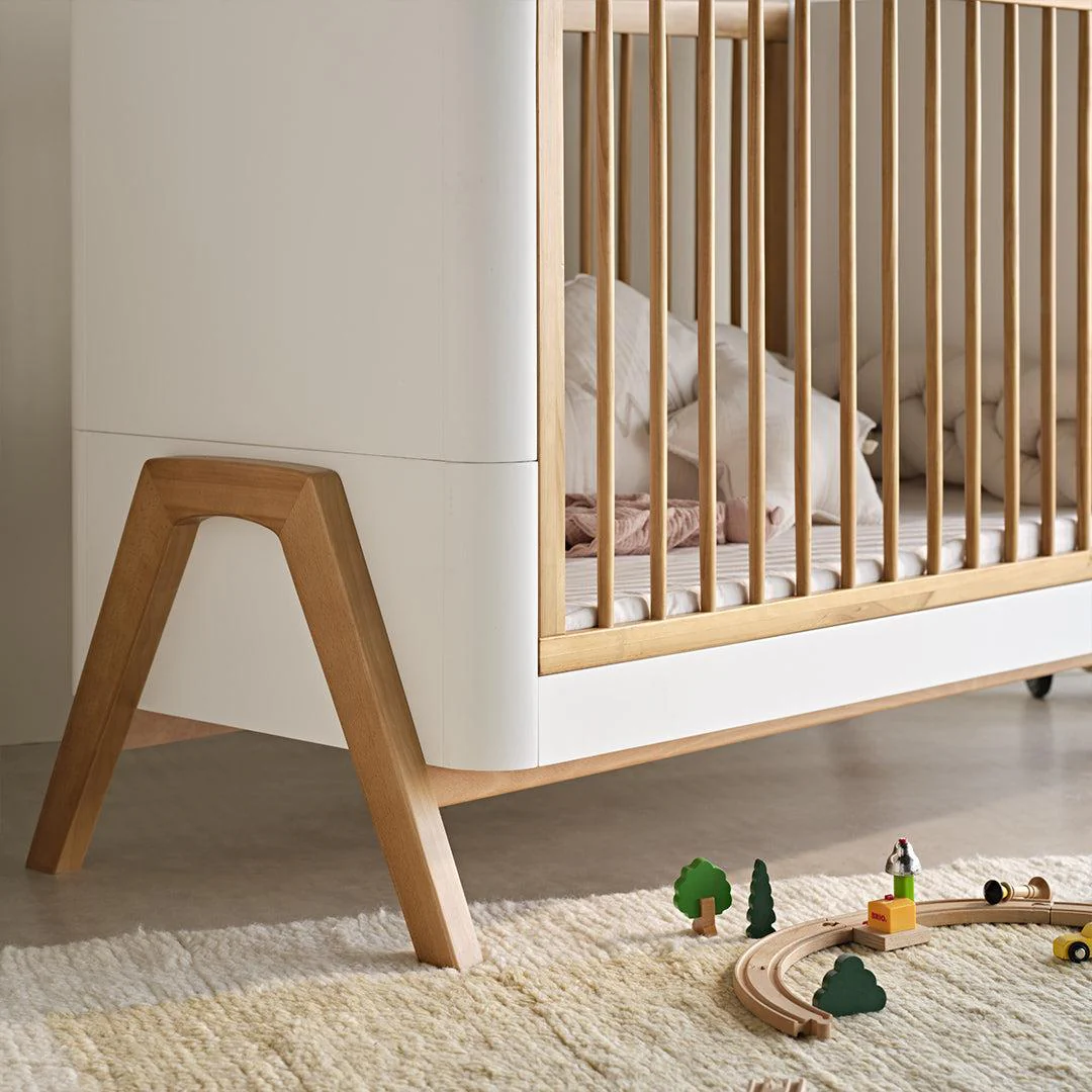 Gaia Baby Hera Cot Bed 'Studio Edit' - White / Oak - Image 4