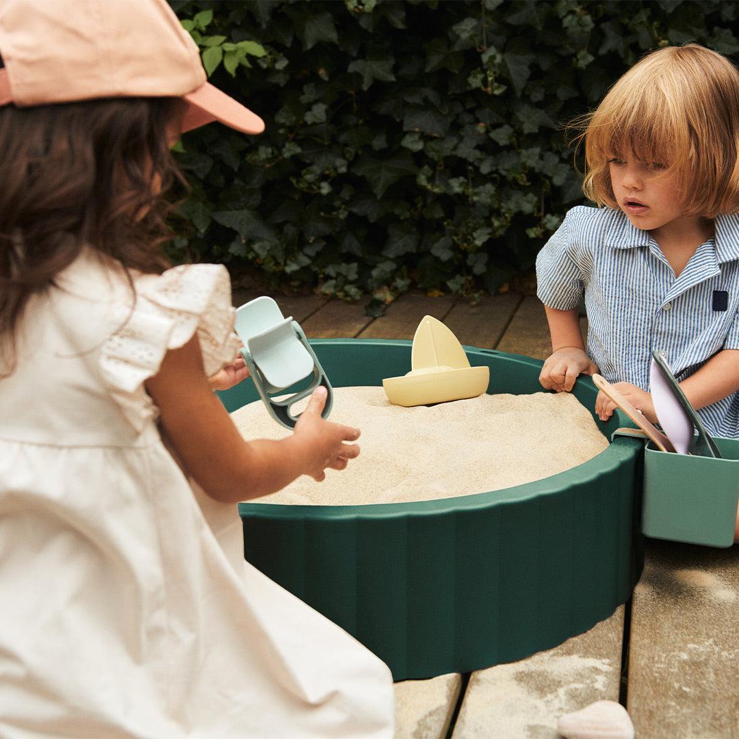 Liewood Saul Sandpit - Garden Green / Sandy - Image 2