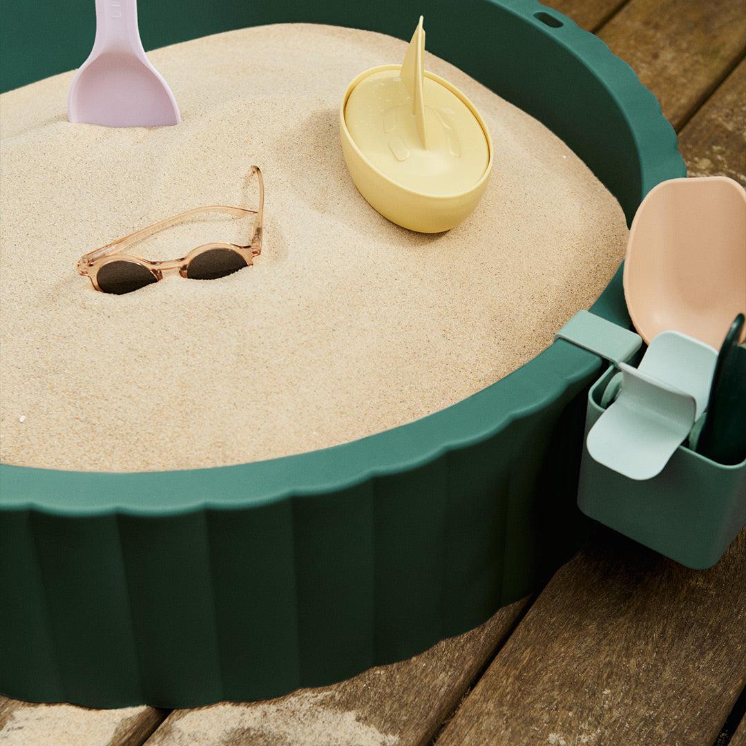 Liewood Saul Sandpit - Garden Green / Sandy - Image 4