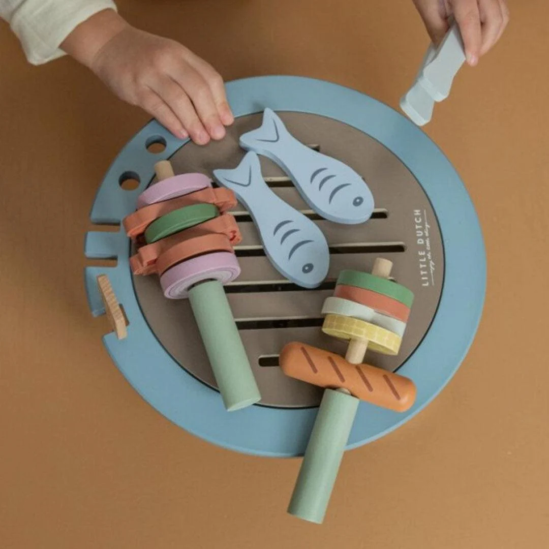Little Dutch Barbecue Toy Set - Image 3