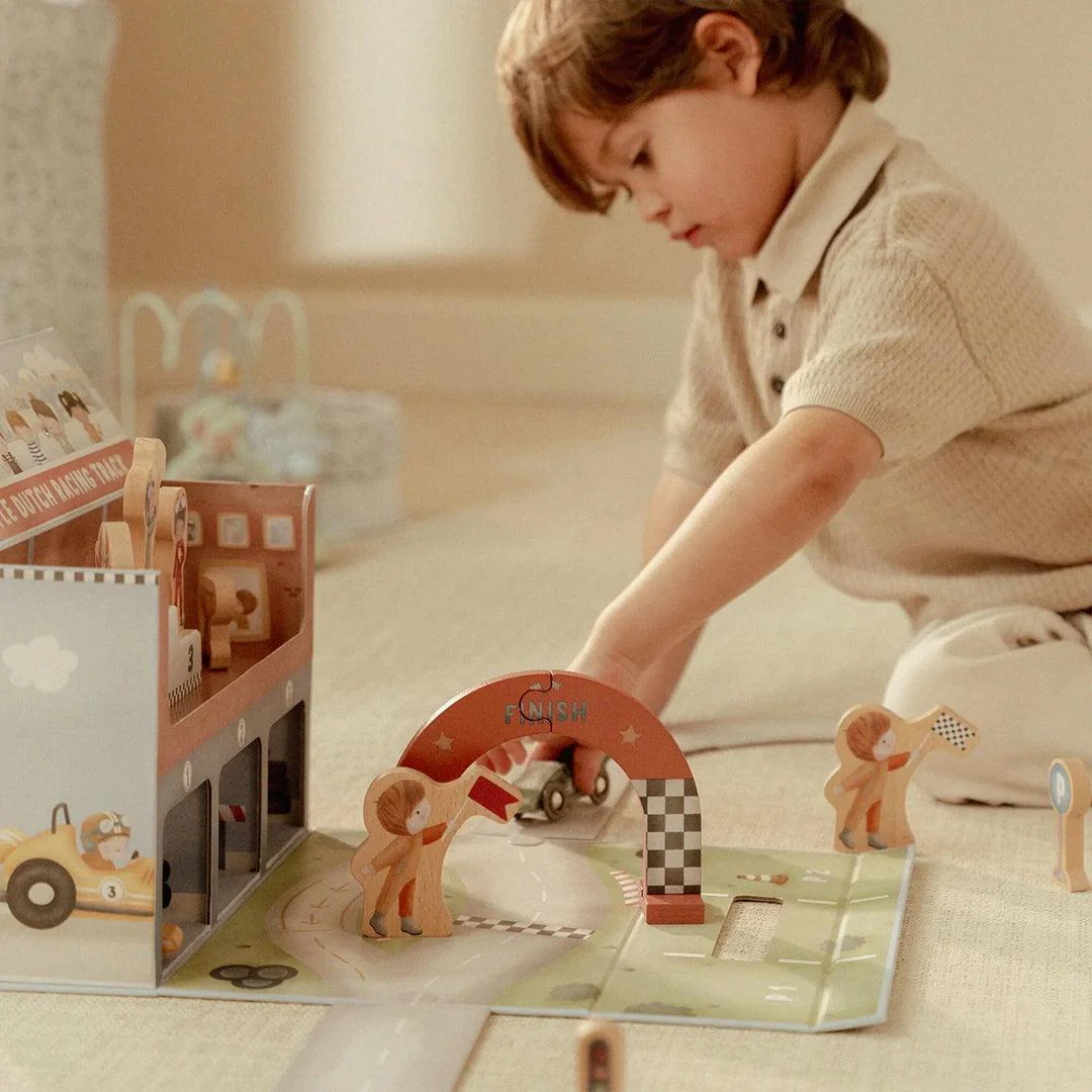 Little Dutch Play Case with Racetrack - Image 7