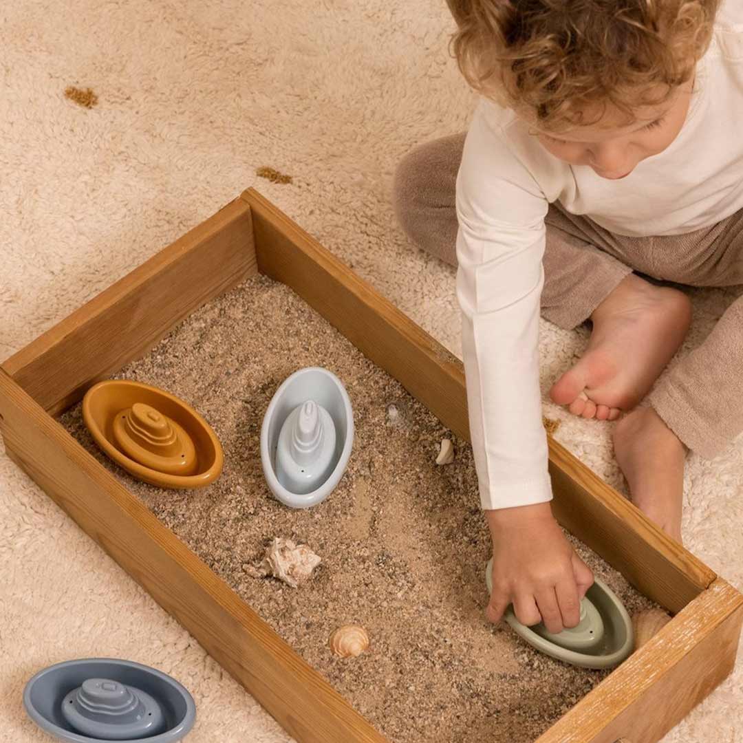 Little Dutch Stackable Bath Boats - Blue - Image 3
