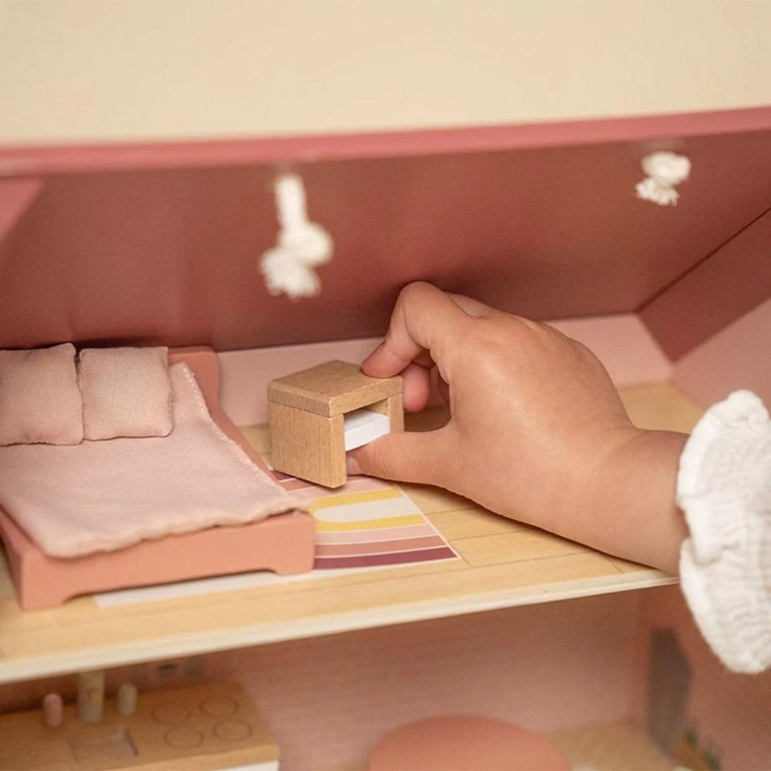 Little Dutch Wooden Portable Dollhouse - Image 4
