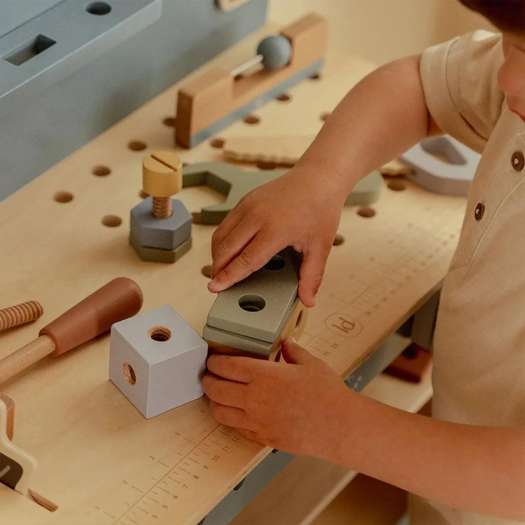 Little Dutch Wooden Workbench - Image 4