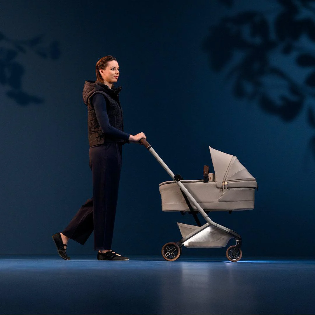 Maxi-Cosi Fame Cabin Stroller  - Sapphire Sand - Image 8