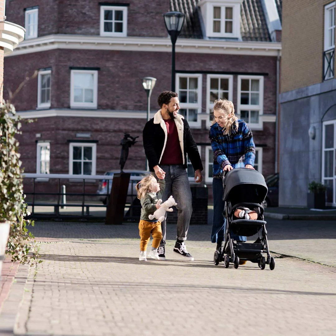 Maxi-Cosi Jaya Pushchair - Essential Graphite - Image 2
