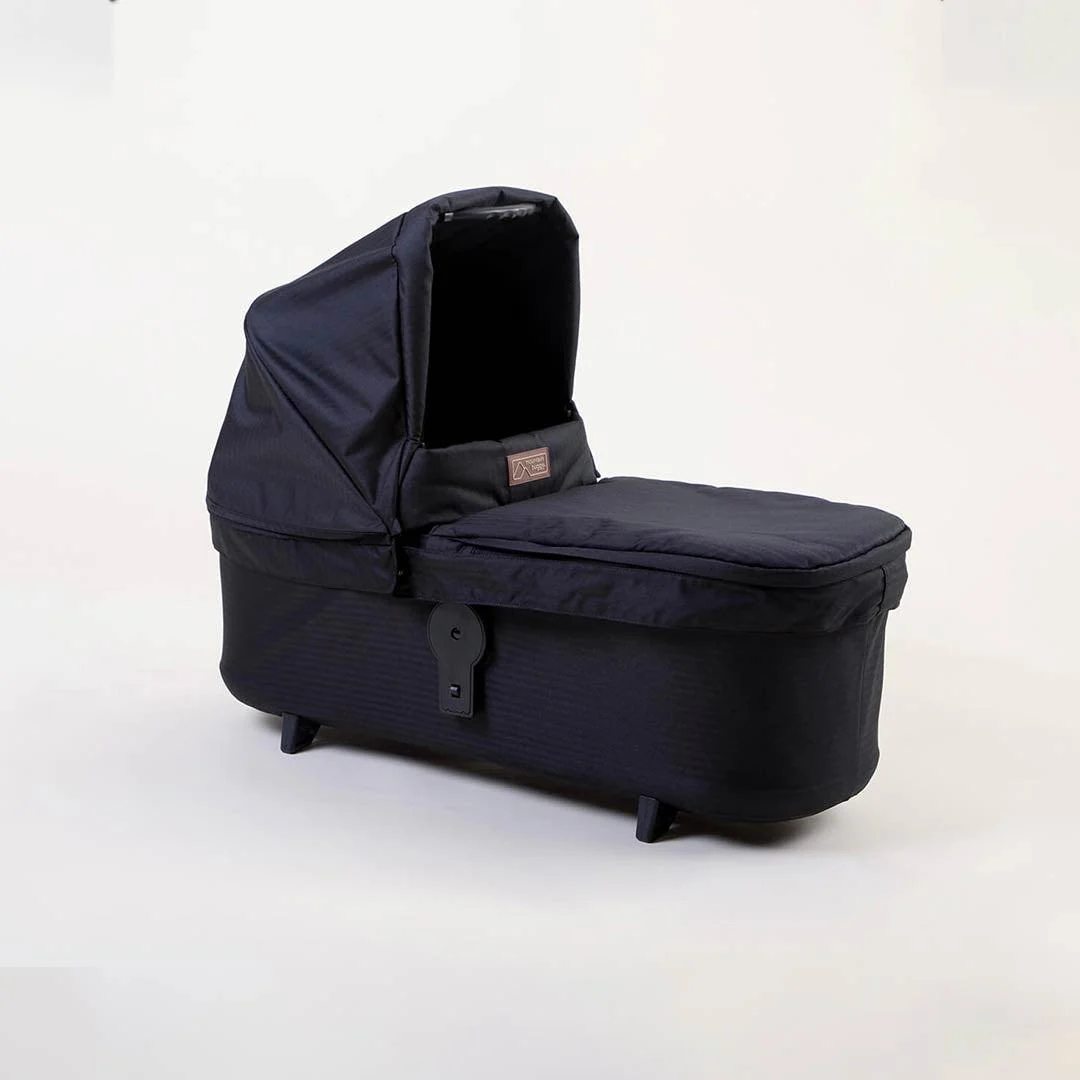 Mountain Buggy Duet V4 Carrycot Plus Heritage Collection - Caviar