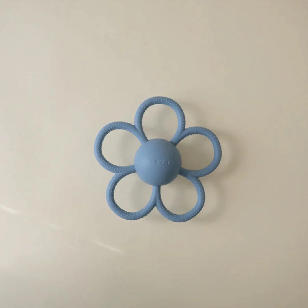 Mushie Daisy Rattle Teether - Faded Denim - Image 8