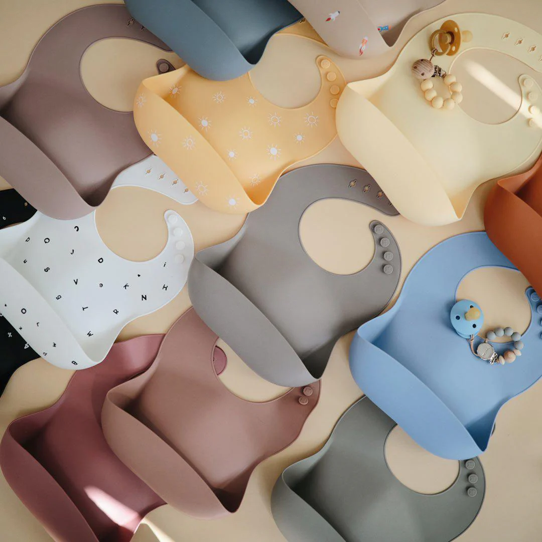 Mushie Silicone Bib - Blush - Image 3