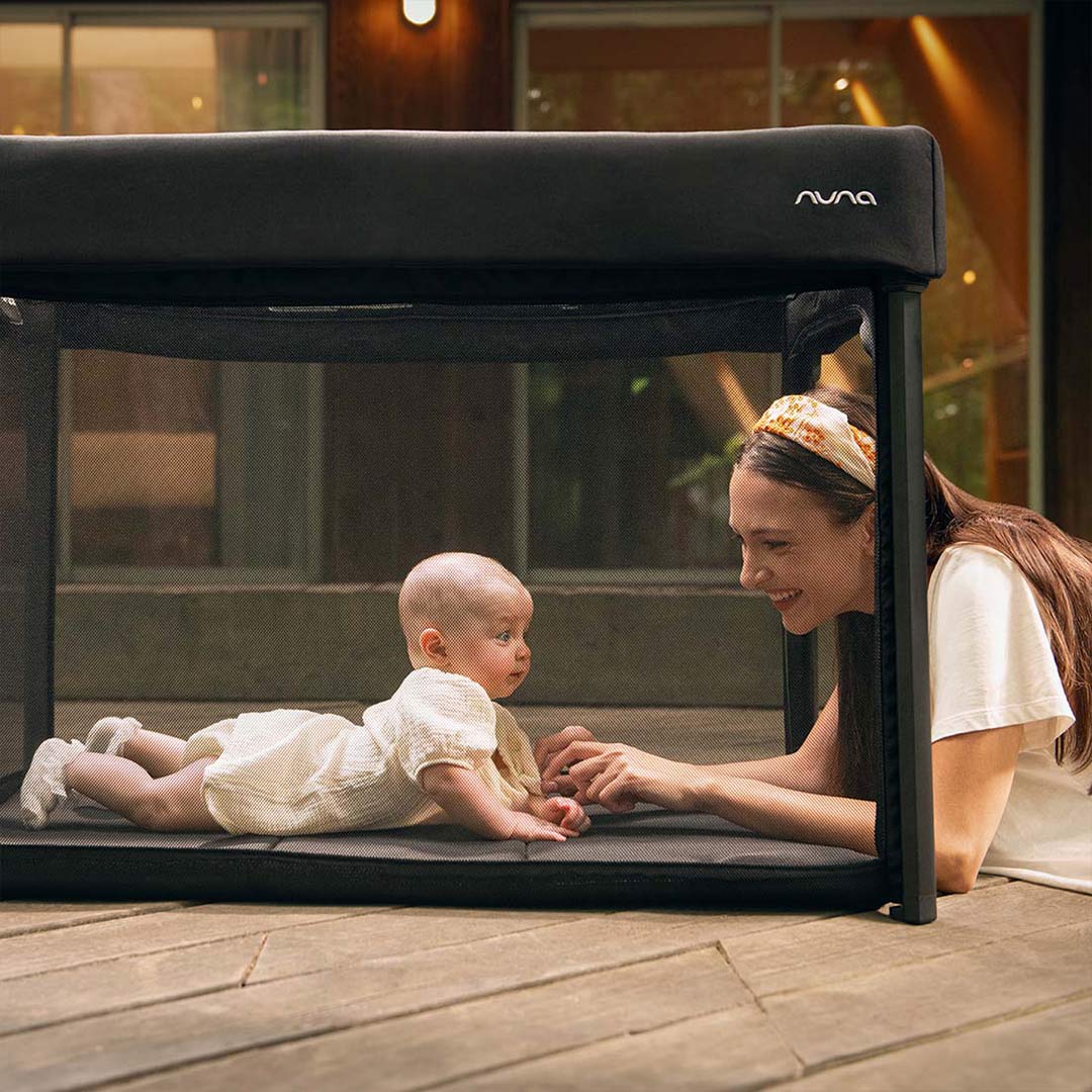 Nuna PAAL Travel Cot - Caviar - Image 2