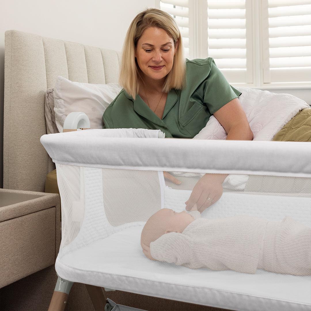 Obaby Cloud Bedside Crib - Grey - Image 4