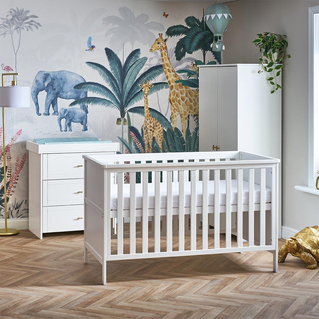 Obaby Evie 3 Piece Room Set - White - Image 2