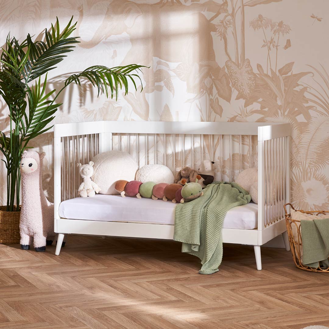 Obaby Maya 2 Piece Room Set - White + Acrylic - Image 4