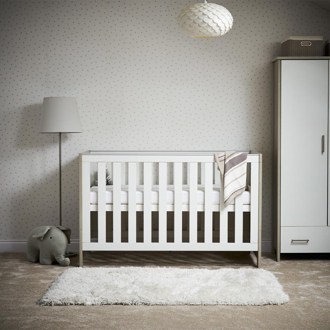 Obaby Nika 3 Piece Room Set - Grey Wash + White - Image 4
