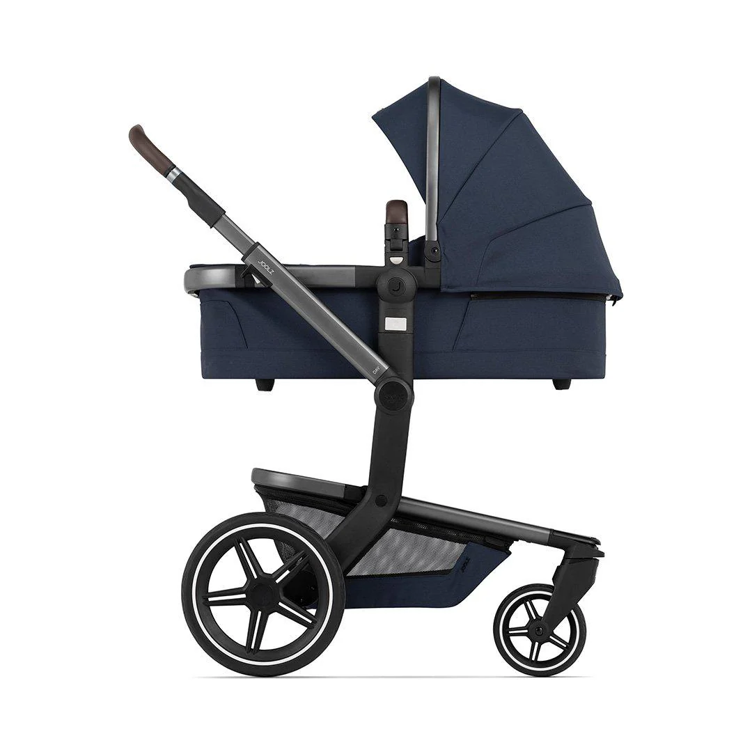 Outlet - Joolz Day+ Complete Pushchair - Navy Blue - Image 4