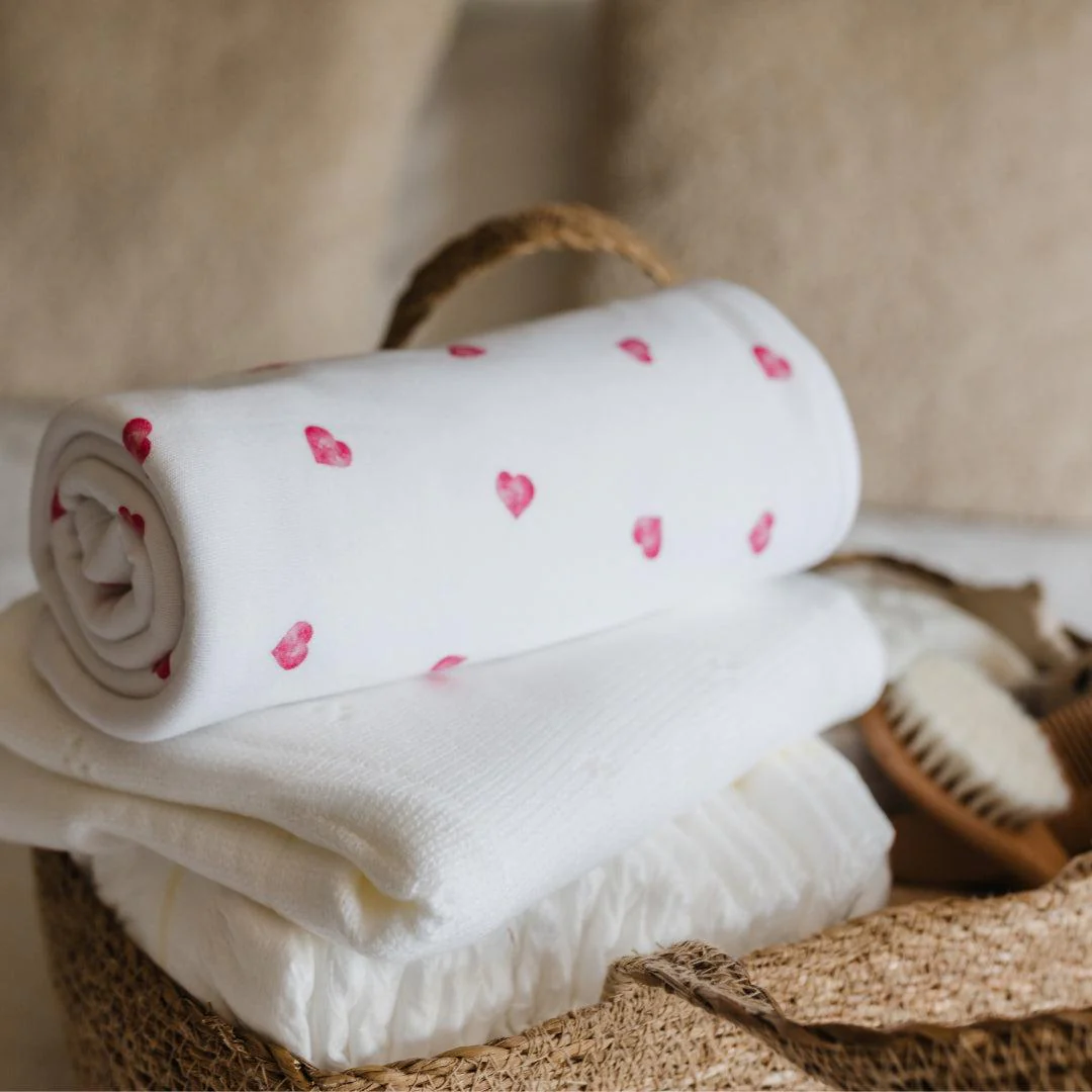 Rosa & Blue Baby Blanket - Heart - Image 2