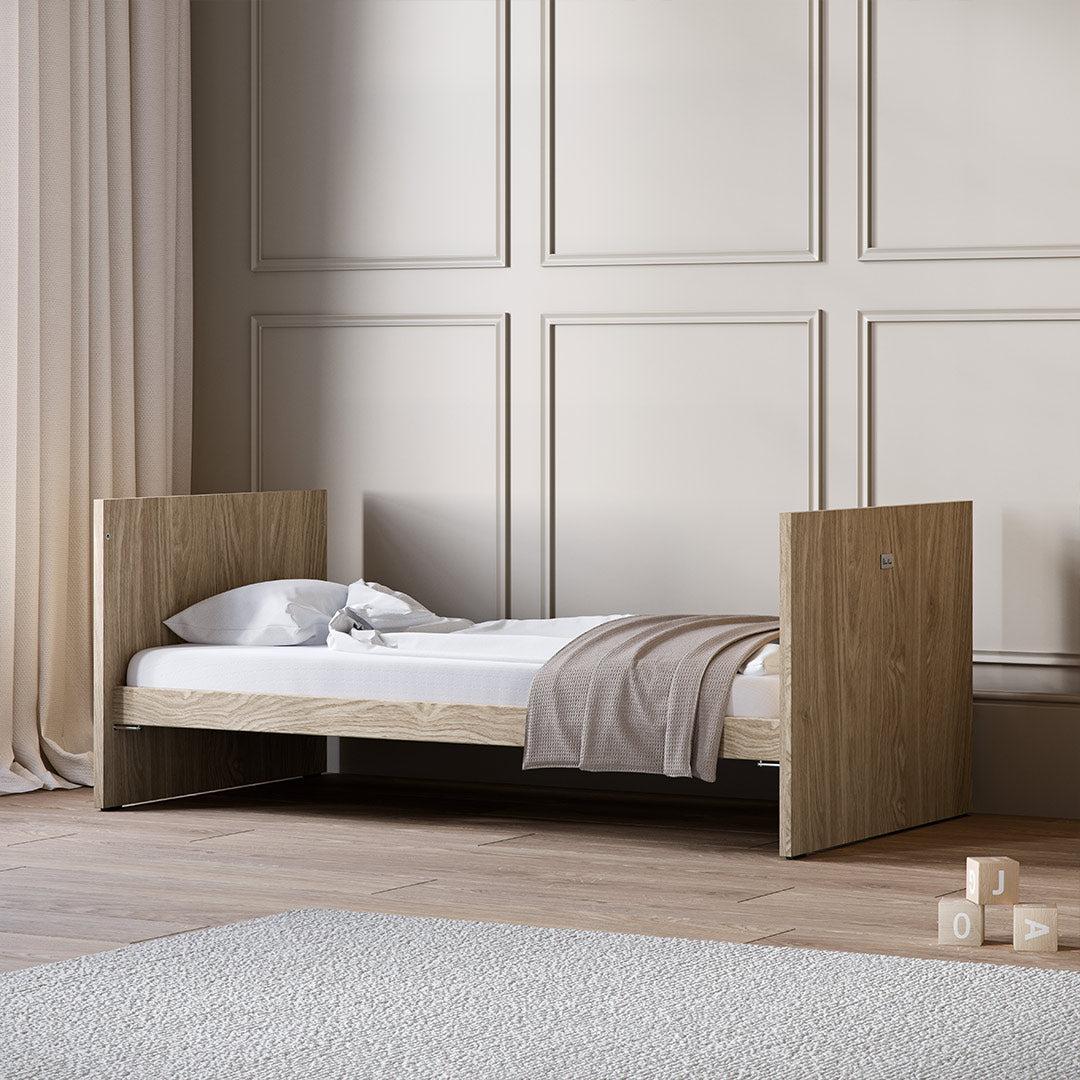 Silver Cross Geneva 3 Piece Nursery Set (Cot Bed + Dresser & Wardrobe) - Oak - Image 4