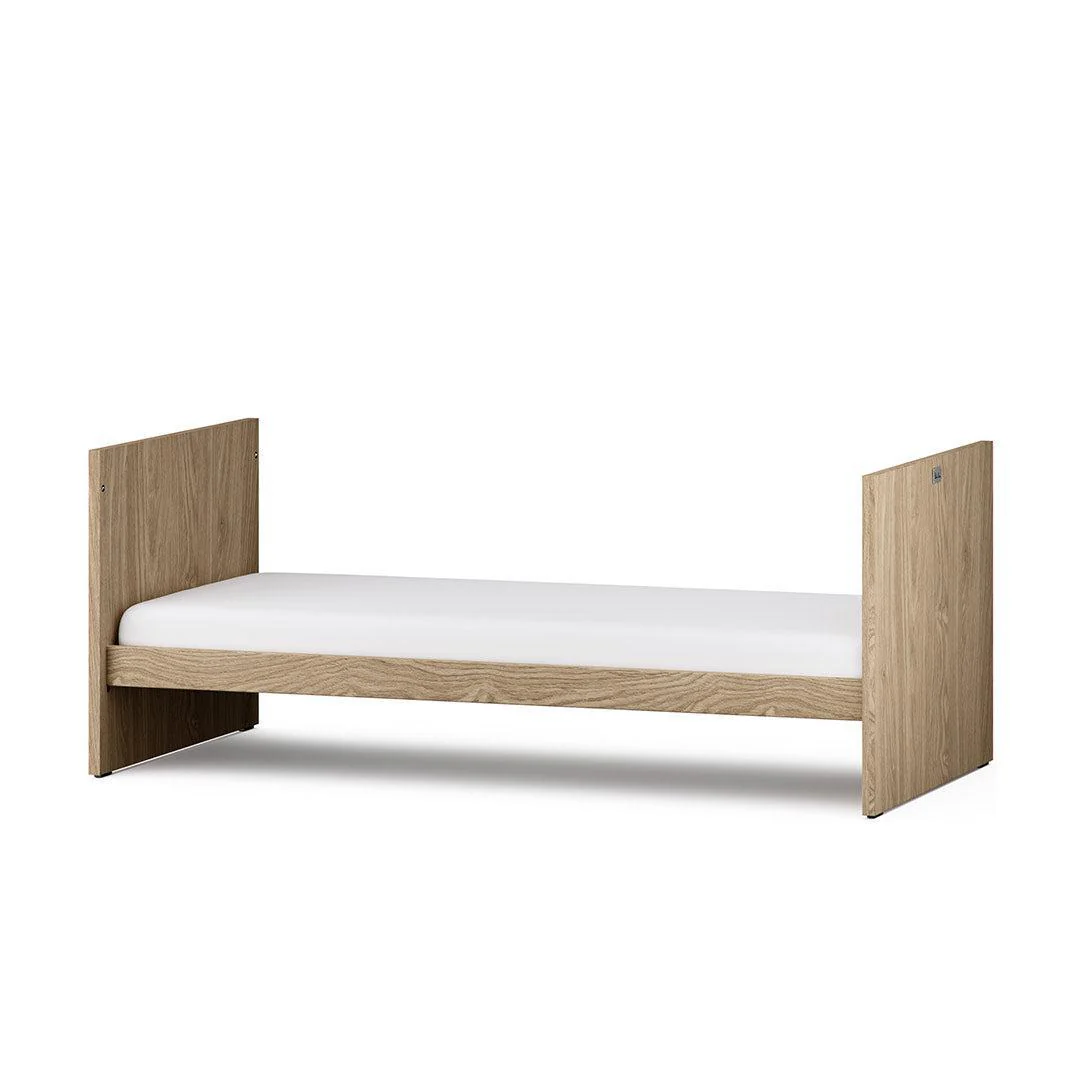 Silver Cross Geneva 3 Piece Nursery Set (Cot Bed + Dresser & Wardrobe) - Oak - Image 8