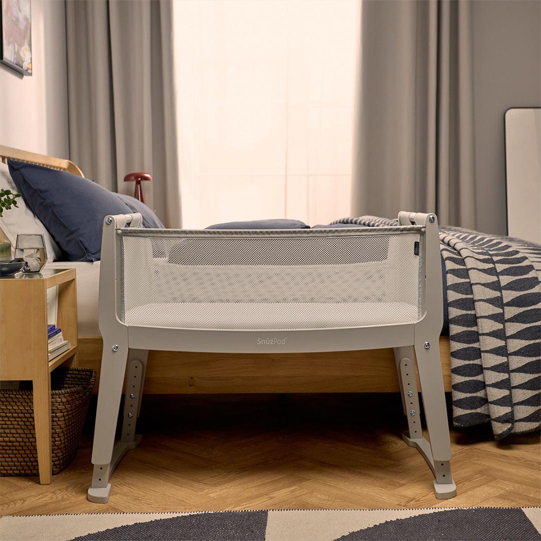 Snuz SnuzPod Studio Bedside Crib - Oslo Grey - Image 7