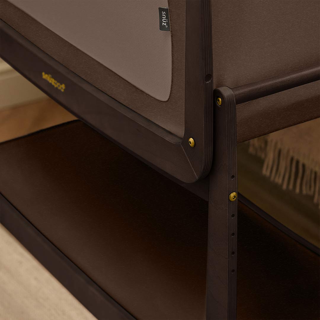 SnuzPod 5 Bedside Crib - Chocolate - Image 8