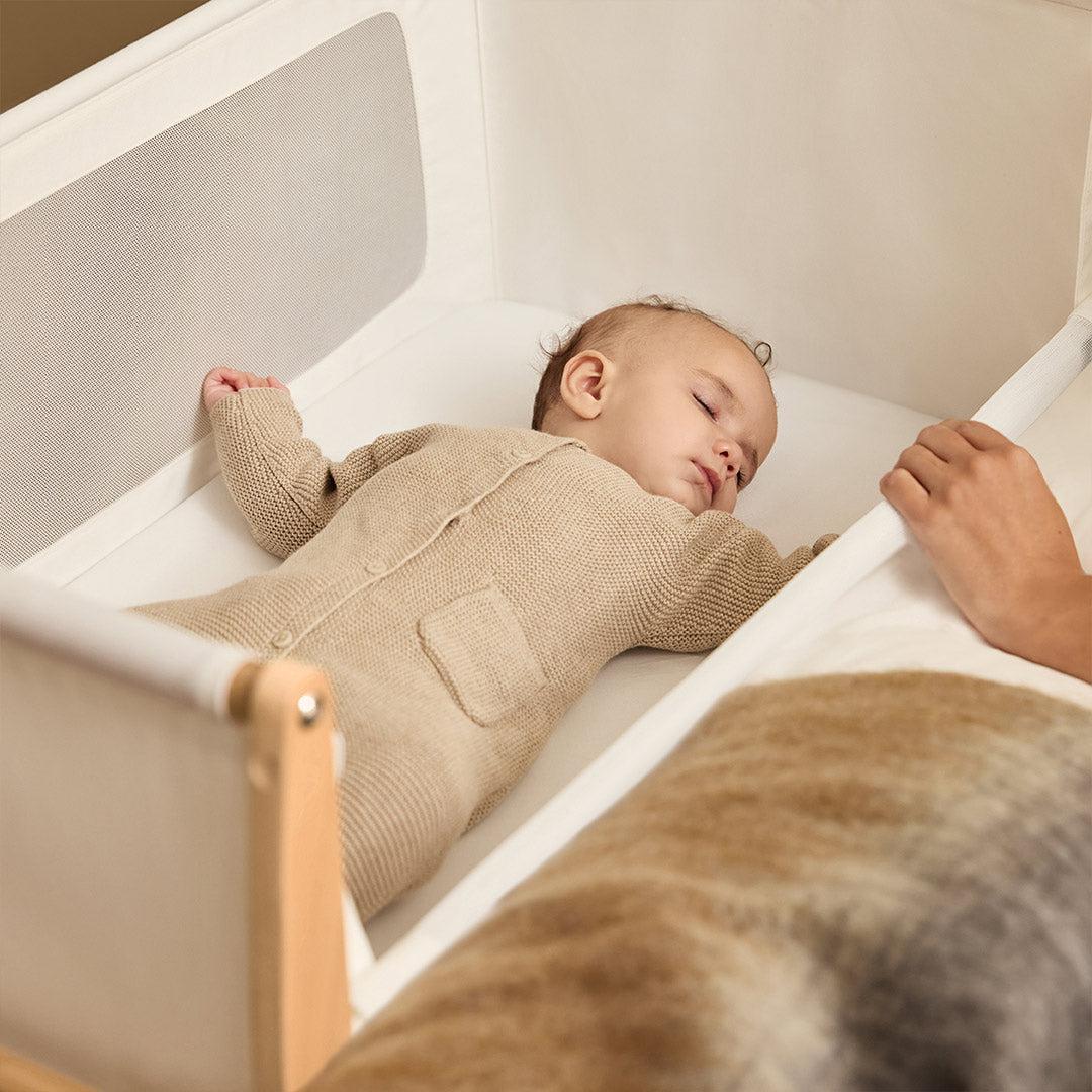SnuzPod 5 Bedside Crib - Natural - Image 9