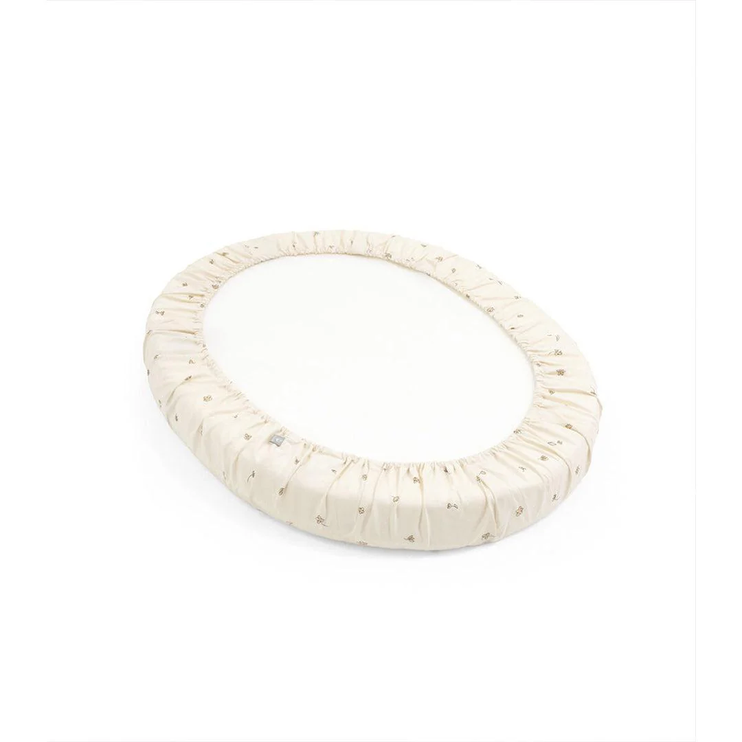 Stokke® Sleepi⢠Mini Fitted Sheet - Flower Ecru Osc - Image 3