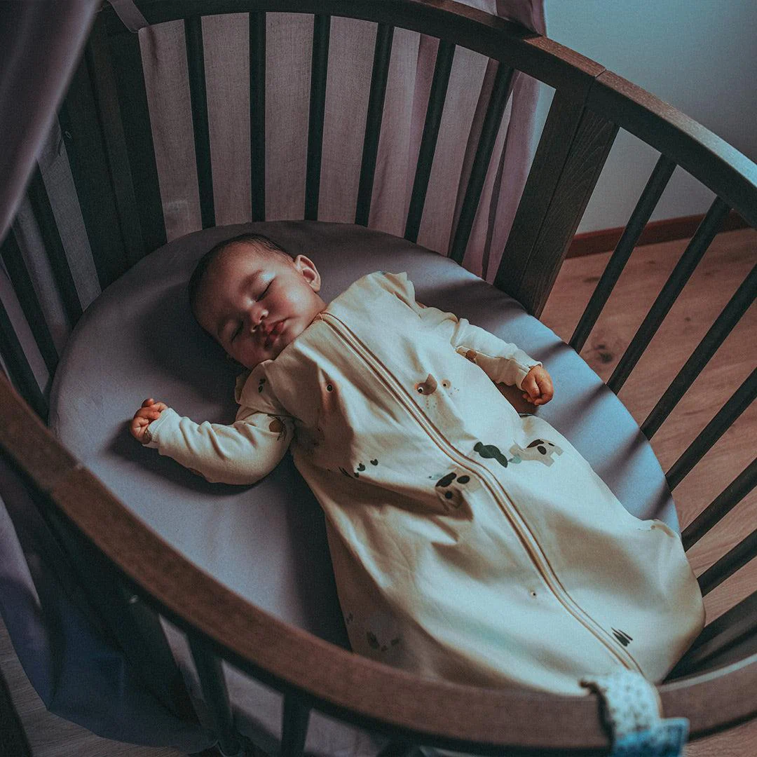 Stokke® Sleepi⢠V3 Bed - Warm Brown - Image 4