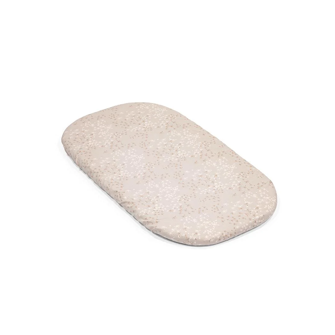 Stokke® Snoozi™ Fitted Sheet - 2 Pack - Vanilla Dandelion - Image 2