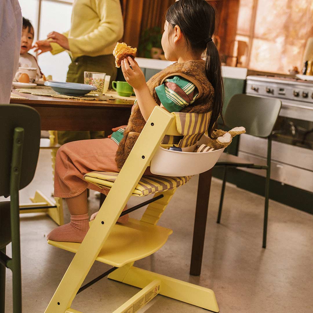 StokkeĀ® Tripp Trapp Highchair - Lemon Yellow - Image 4