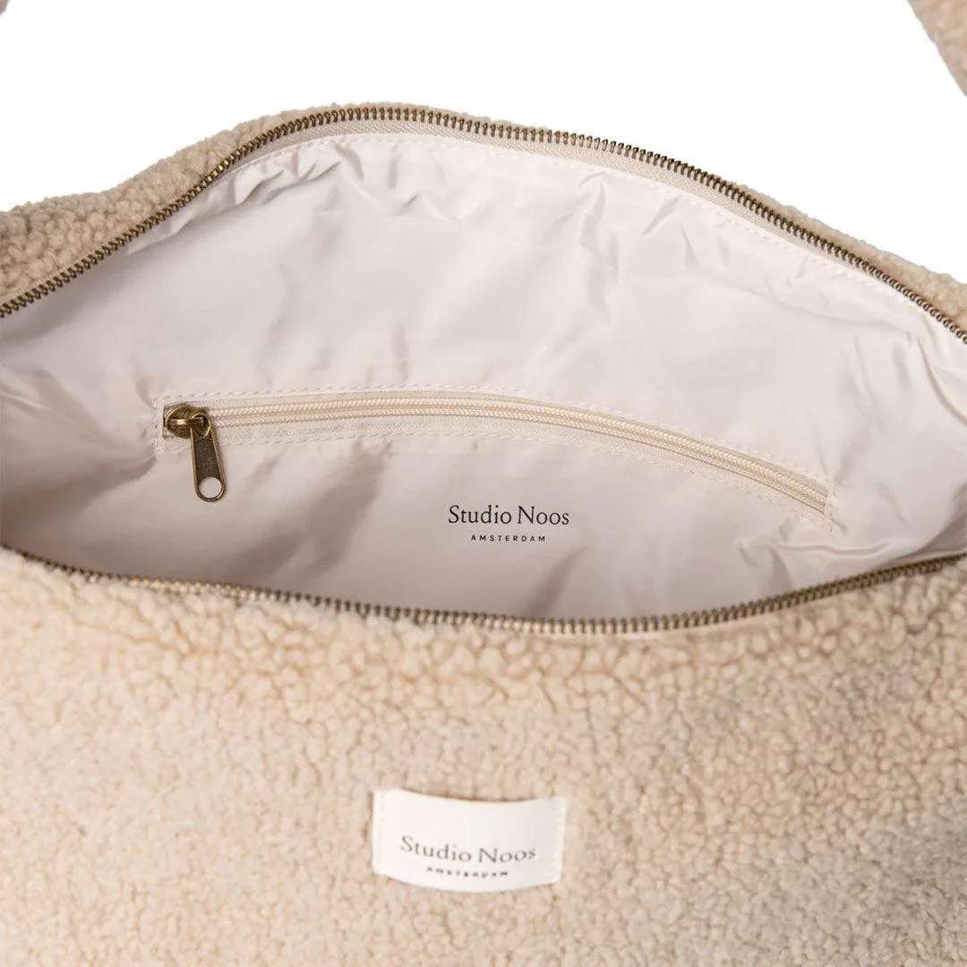Studio Noos Ecru Teddy Cross Body Bag - Ecru - Image 4