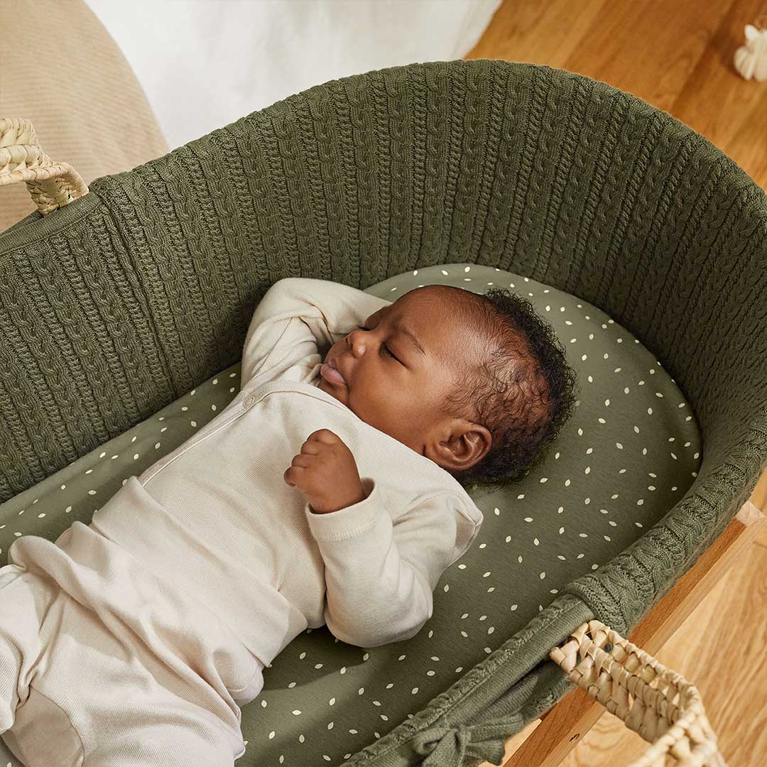 The Little Green Sheep Natural Knitted Moses Basket - Mattress + Static Stand - Image 4
