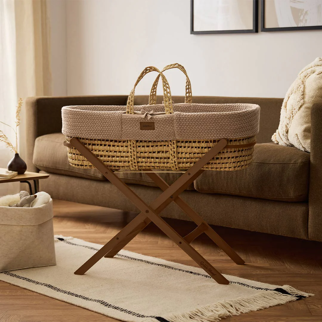 The Little Green Sheep Wheat Knit Moses Basket and Foldable Stand Bundle - Truffle / Walnut - Image 2