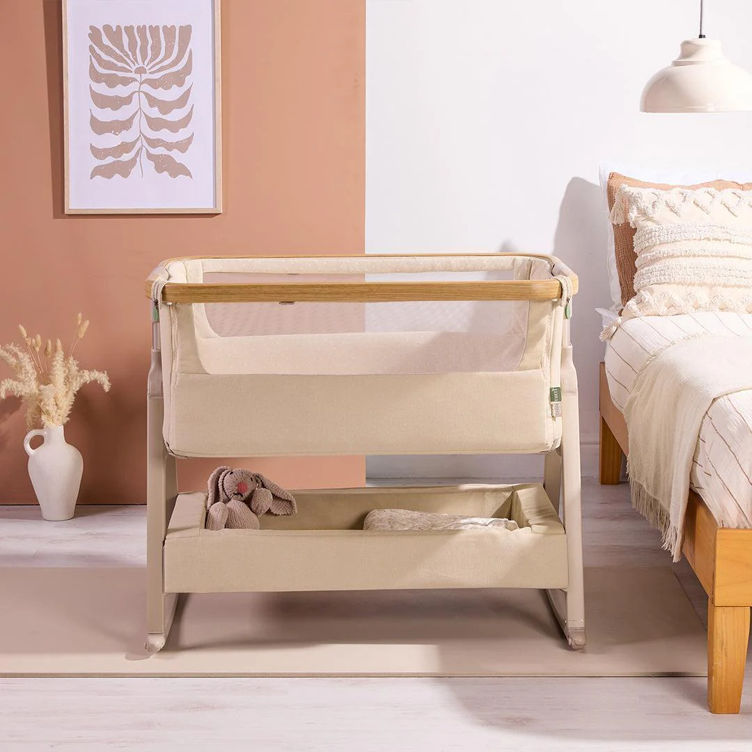 Tutti Bambini Cozee Air 2 Bedside Crib - Toasted Oak / Sand - Image 4