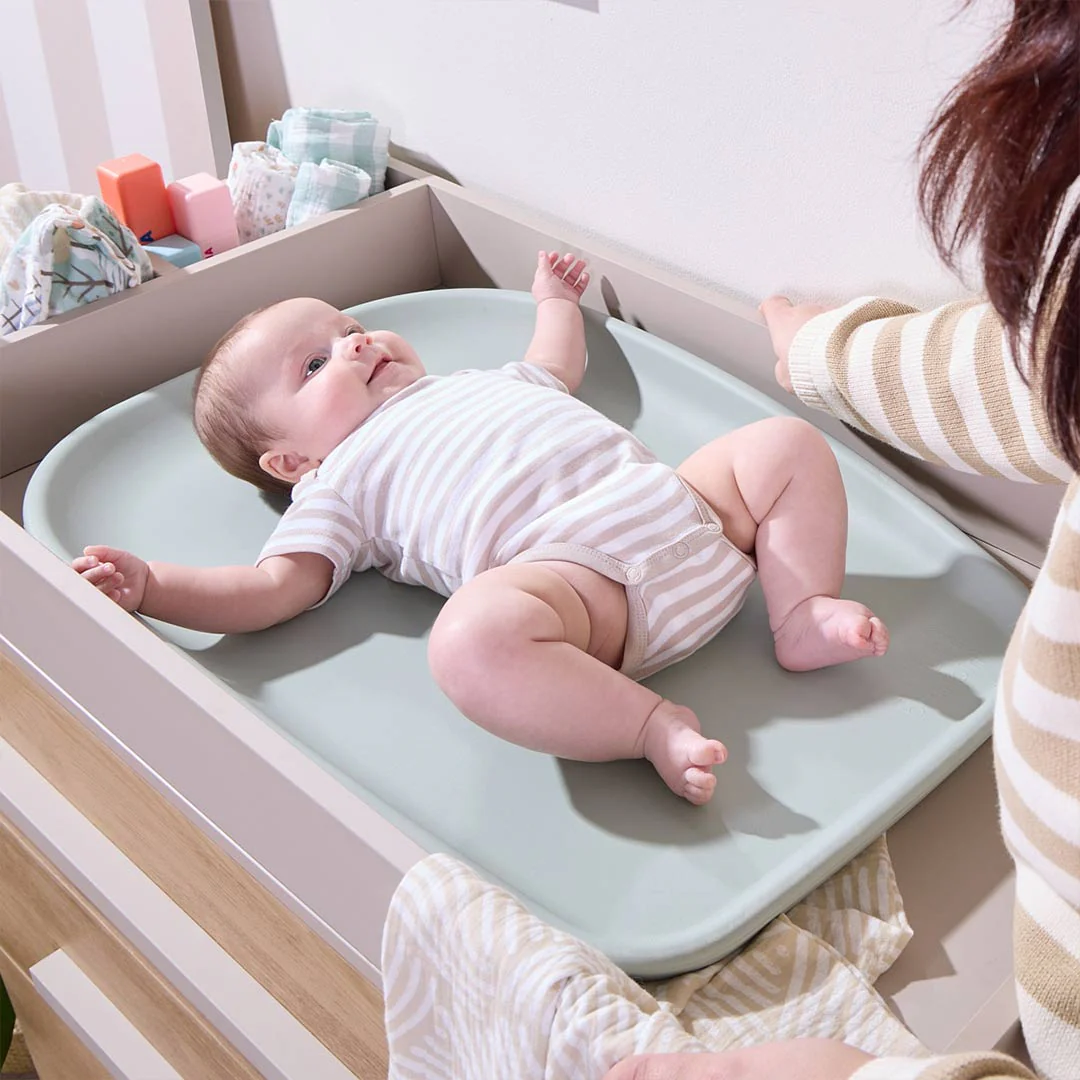 Tutti Bambini Cushi Mini Changing Mat - Leaf - Image 4